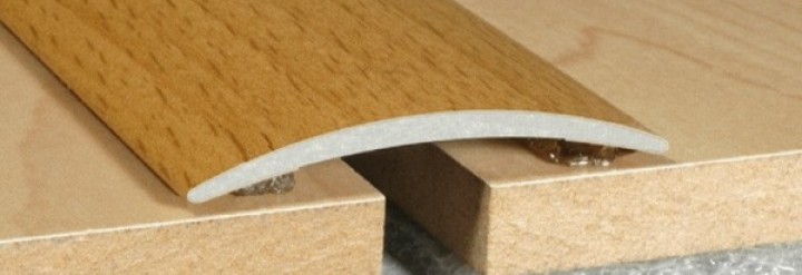 A13 prechodová lišta 4 cm samolepiaca